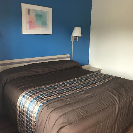 Regal Inn Onley Zewnętrze zdjęcie