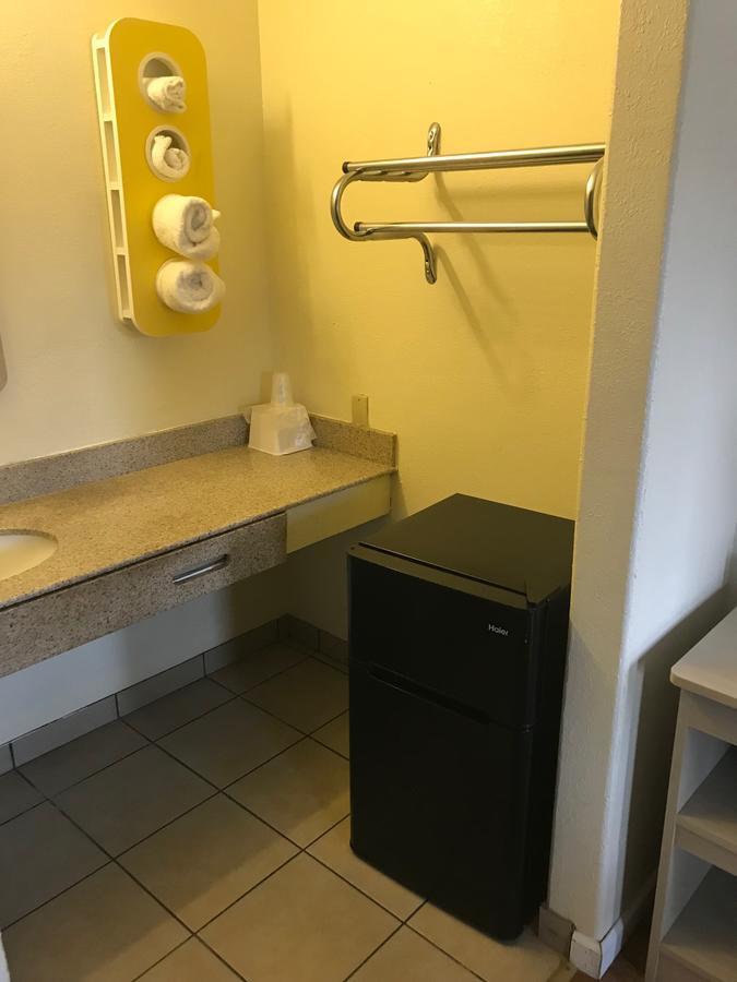 Regal Inn Onley Zewnętrze zdjęcie